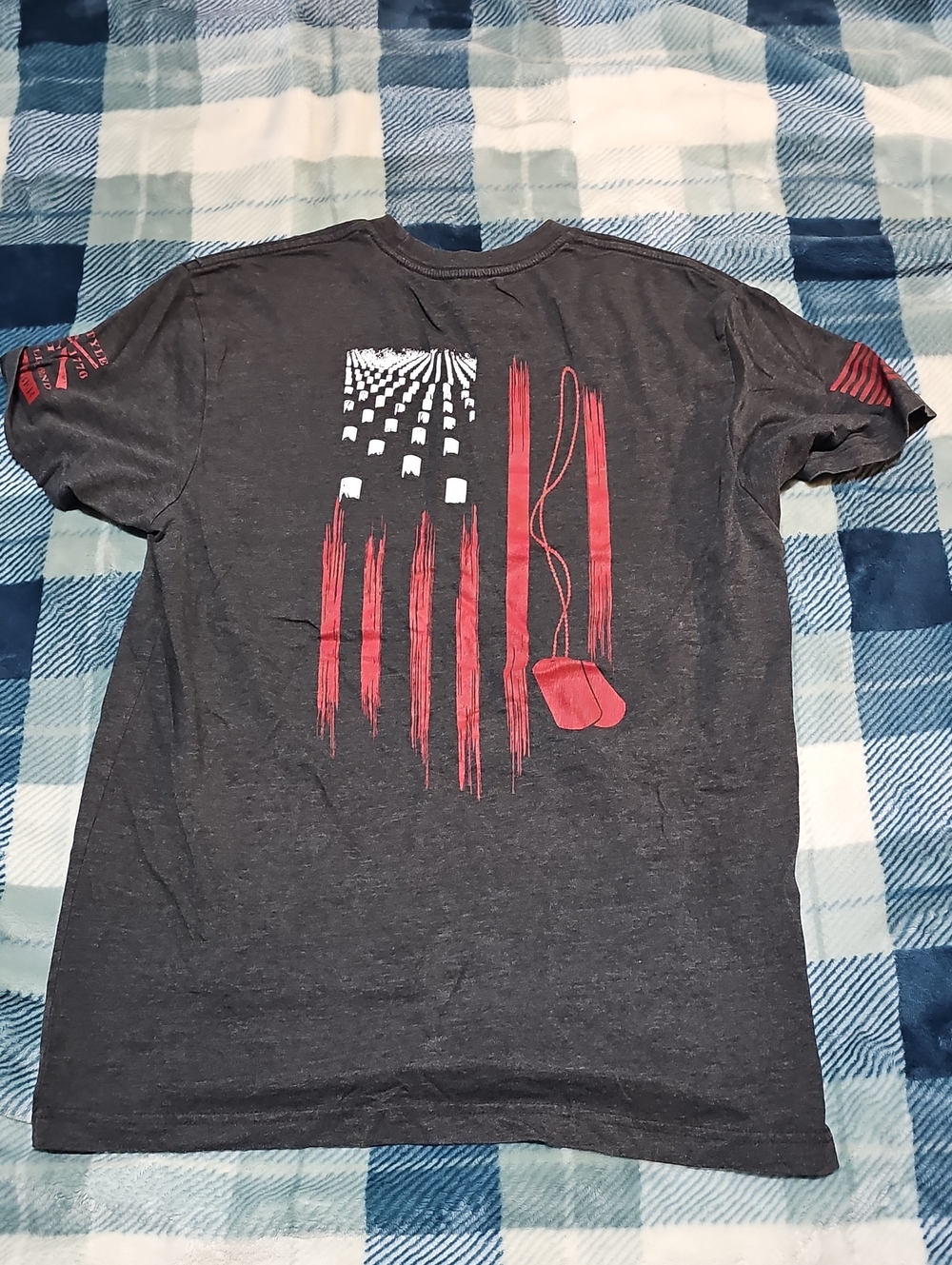Grunt Style Charcoal Short Sleeve Tee with Red Flag and Dog Tags Graphic